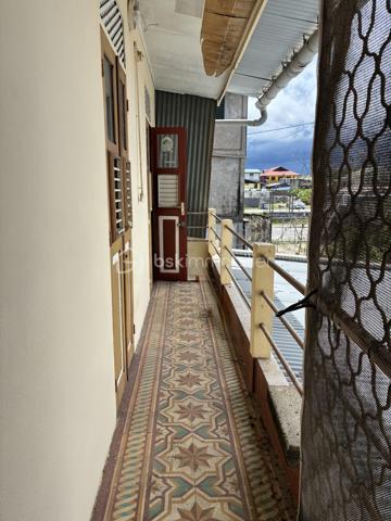 Maison ancienne de 244 m²