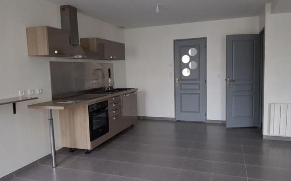 Maison à louer    3 pièces •  Mamers