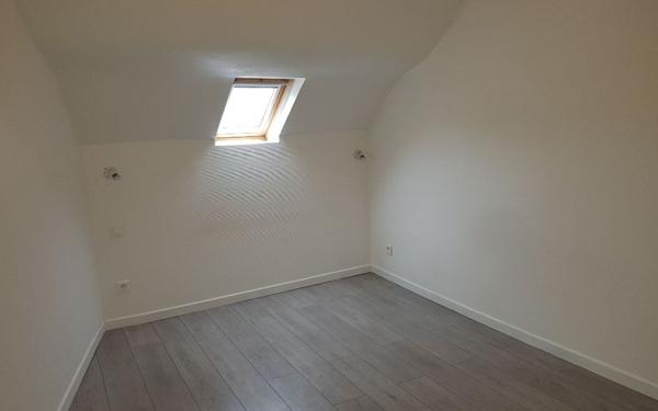 Maison à louer    3 pièces •  Mamers