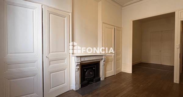 Location Appartement 3 pièces 69 m² - Lyon 69004