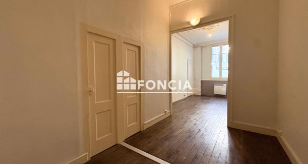 Location Appartement 3 pièces 69 m² - Lyon 69004