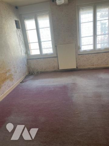 Une maison semi mitoyenne à usage d’habitation