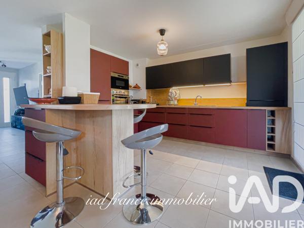 Maison à vendre 6 pièces 100 m² Élancourt