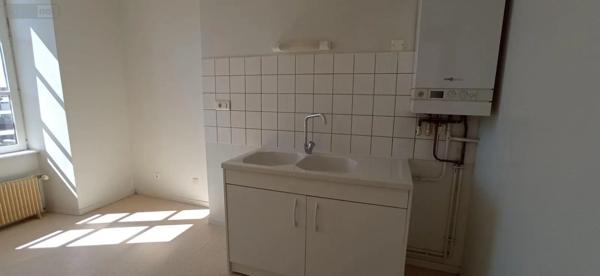Location - Appartement Langres 52200 3 pièces 67 m 2
