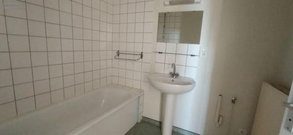 Location - Appartement Langres 52200 3 pièces 67 m 2