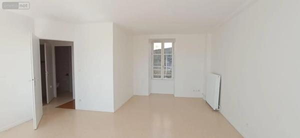 Location - Appartement Langres 52200 3 pièces 67 m 2
