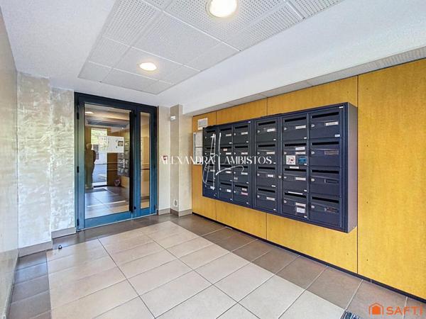 Appartement - 5 pièces - 71m² avec garage et parking