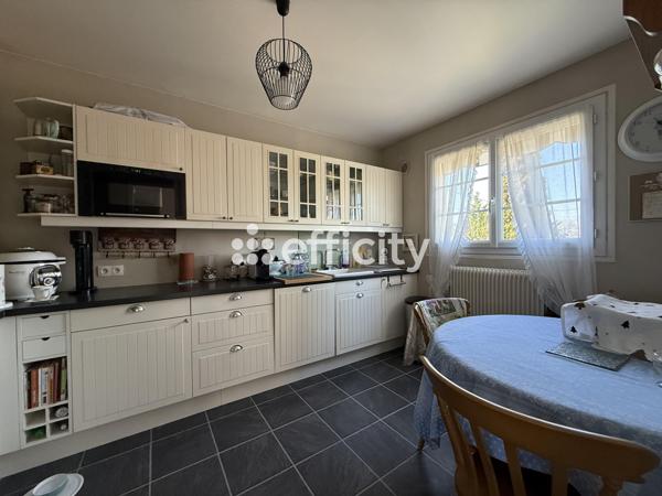 Maison 7 pièces - 150 m²