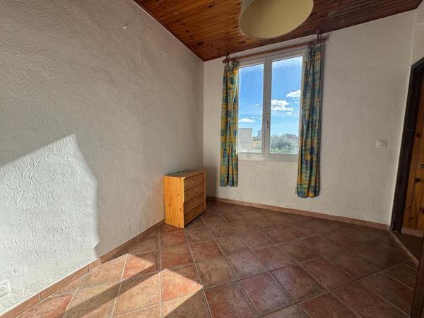 Appartement rénové ? Rez-de-jardin + Garage