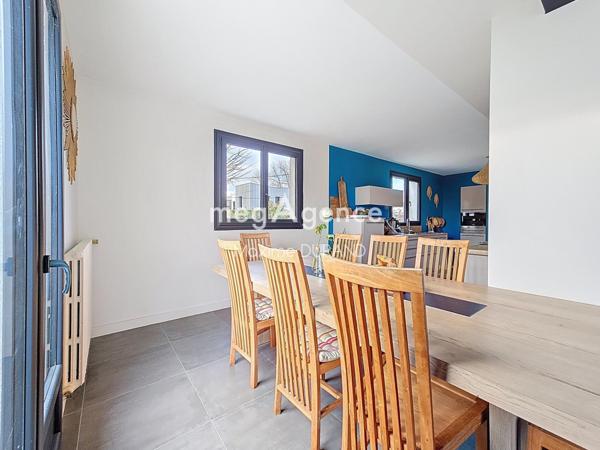 Maison à CHOLET, 49300 - 10 pièces 273m²