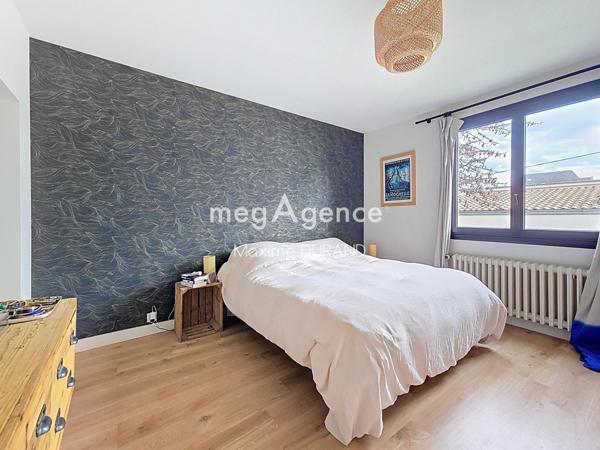 Maison à CHOLET, 49300 - 10 pièces 273m²