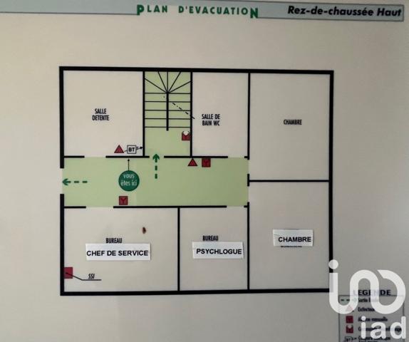 Maison 12 pièces de 206 m² à Saint-Gaultier (36800)