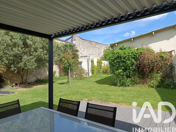 Maison à vendre 15 pièces 355 m² Loudun