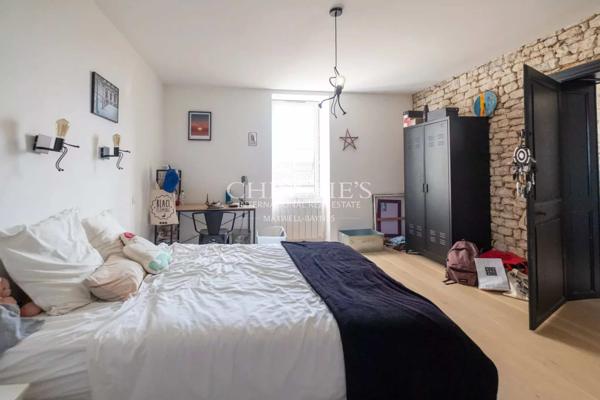 Maison de village en pierre piscinable