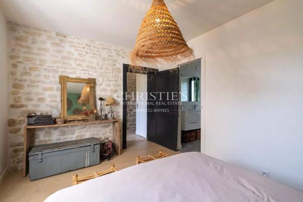 Maison de village en pierre piscinable