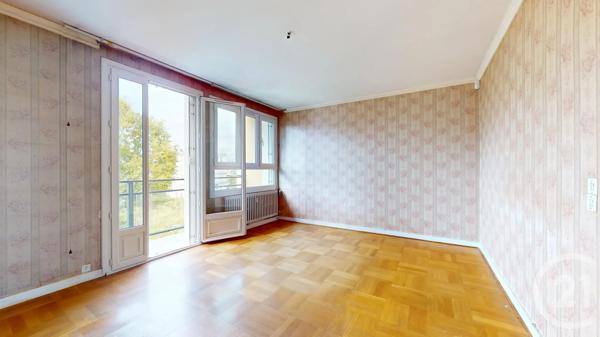 Appartement T4 à vendre  4 pièces - 74 m 2   NANTES  - 44