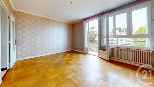 Appartement T4 à vendre  4 pièces - 74 m 2   NANTES  - 44
