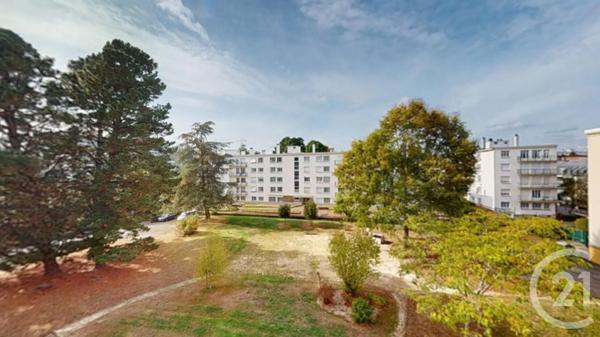 Appartement T4 à vendre  4 pièces - 74 m 2   NANTES  - 44
