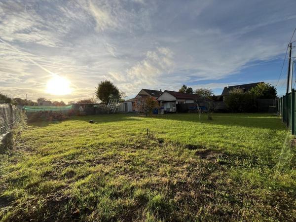 Terrain à Batir à vendre à Aguilcourt dans l'Aisne (02190), ref : 51067-179