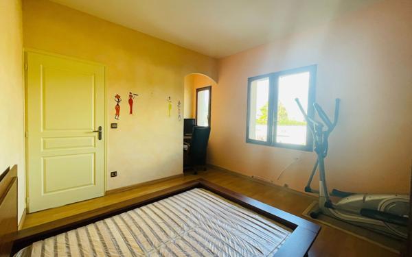 Maison à vendre    5 pièces •  Dax