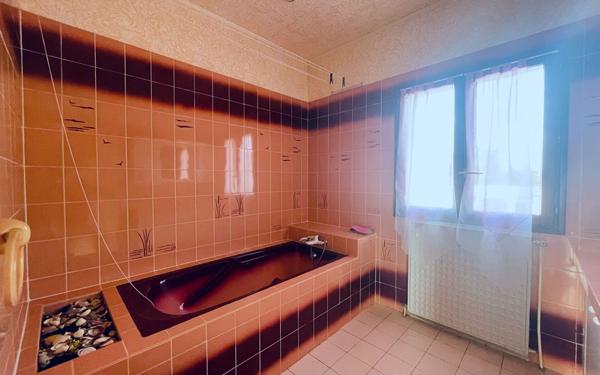 Maison à vendre    5 pièces •  Dax