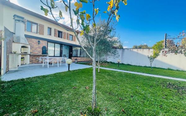 Maison à vendre    5 pièces •  Dax