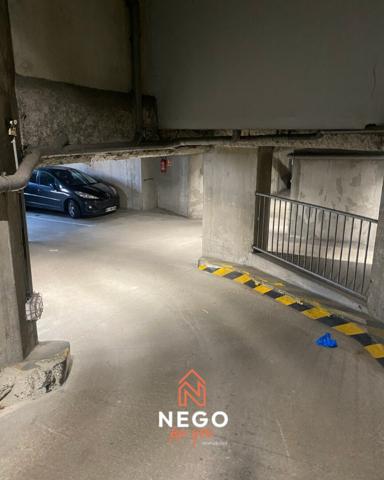PLace de Parking Rue de Létanduère Angers