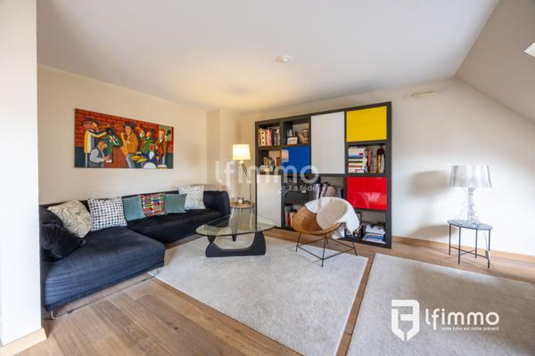 Neudorf bel attique dans petite résidence