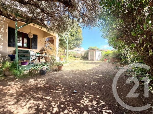Maison à vendre  5 pièces - 167 m 2   LUNEL  - 34