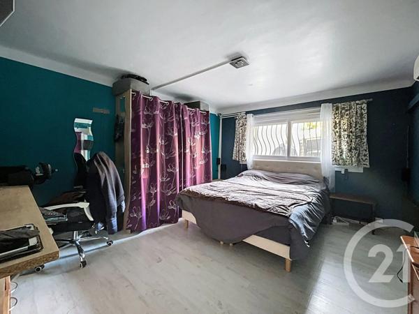 Maison à vendre  8 pièces - 187 m 2   LE CRES  - 34