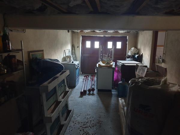 Maison mitoyenne à rénover