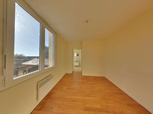 Appartement Brissac Quince 2 pièce(s) 35 m2