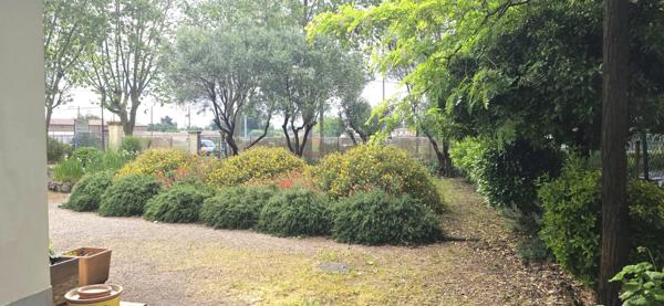 Ensemble immobilier T11 de 279 m2 avec garage, caves et hangar sur 816 m2 de terrain