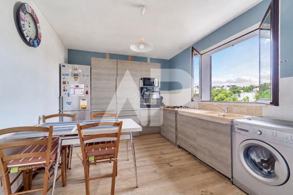SEVRES RIVE GAUCHE - MAISON FAMILIALE 799 000 € **  - Référence  605-S