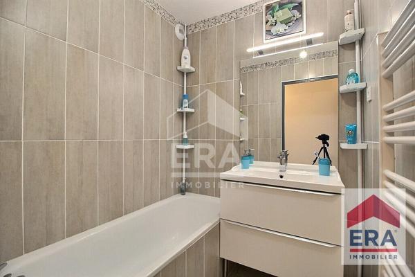Appartement Avignon 2 pièces - 1 chambre - Balcon - Stationnement privatif