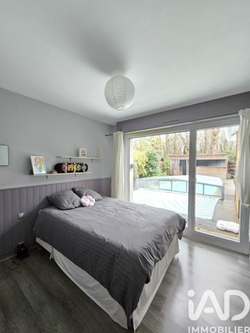 Maison à vendre 6 pièces 163 m² Saint-Caprais-de-Bordeaux