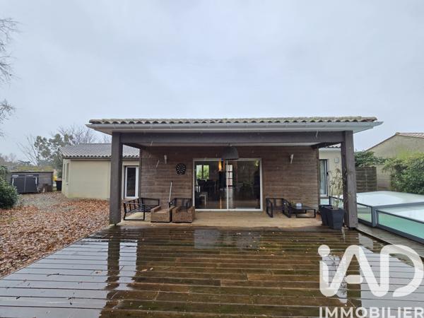 Maison à vendre 6 pièces 163 m² Saint-Caprais-de-Bordeaux