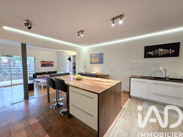 Maison à vendre 6 pièces 163 m² Saint-Caprais-de-Bordeaux