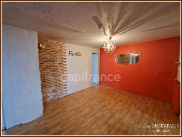 Dpt Yonne (89), CHEU maison 165 M2, 4 chambres, cuisine équipée, 1 salle d'eau, 1 salle de bain