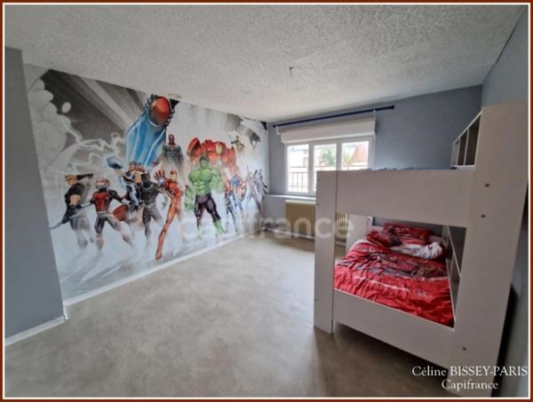 Dpt Yonne (89), CHEU maison 165 M2, 4 chambres, cuisine équipée, 1 salle d'eau, 1 salle de bain