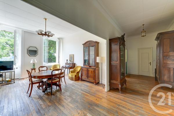 Appartement F3 à vendre  3 pièces - 94,64 m2 LYON - 69001