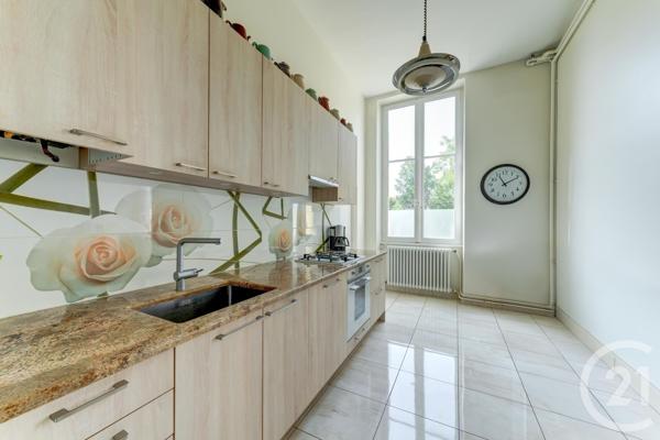 Appartement F3 à vendre  3 pièces - 94,64 m2 LYON - 69001