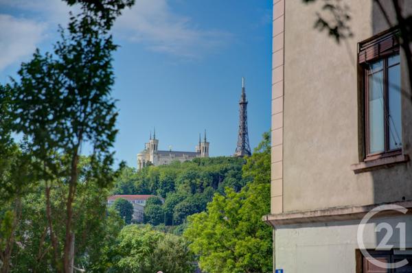 Appartement F3 à vendre  3 pièces - 94,64 m2 LYON - 69001
