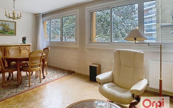 Appartement à vendre    3 pièces • 61 m2 Issy-les-Moulineaux