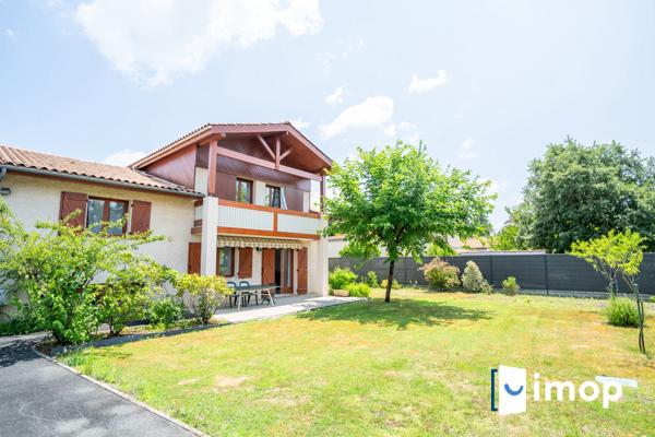 Maison 6 chambres avec sous-sol et terrasse