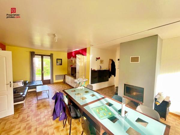 Maison Saint Seurin Sur L'sle 4 pièce(s) 90 m2 beau jardin divisible