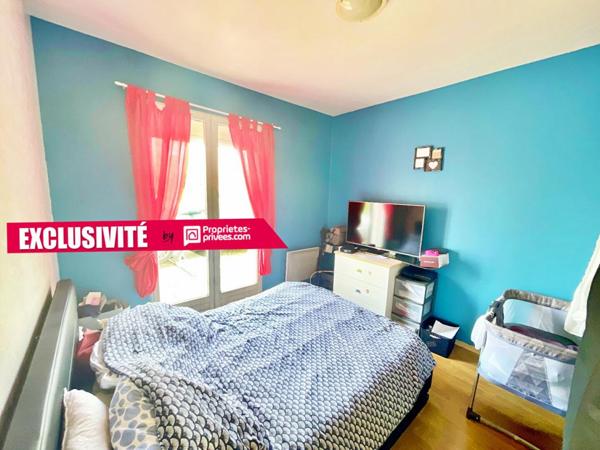 Maison Saint Seurin Sur L'sle 4 pièce(s) 90 m2 beau jardin divisible