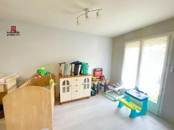 Maison Saint Seurin Sur L'sle 4 pièce(s) 90 m2 beau jardin divisible