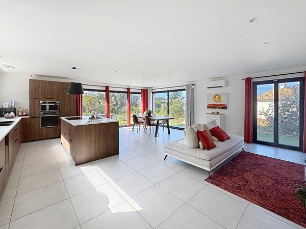 Maison Neuve 2024 La Seyne Sur Mer 3 pièces de 135 m²