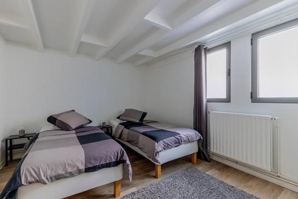 Maison-loft à destination commerciale